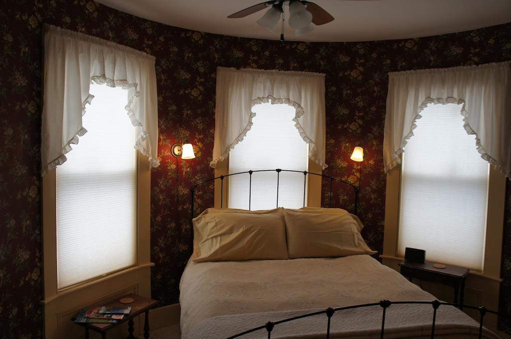 Maplecroft Bed & Breakfast Barre Rom bilde